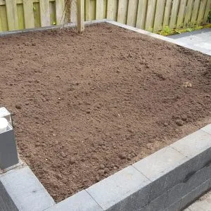Tuinaarde losgestort inclusief aanbrengen in uw achtertuin
